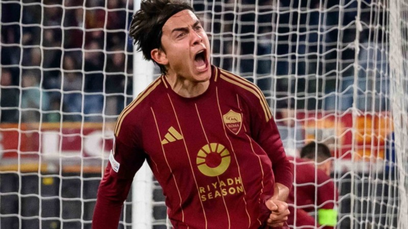 Dybala, más "Joya" que nunca: doblete en 5 minutos y clasificación para la Roma